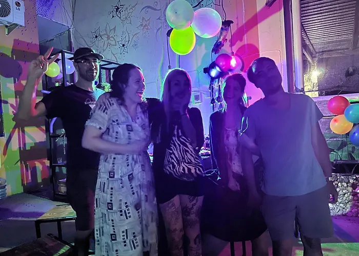 Happy Spiritus Guethouse Konukevi Selemadeg
